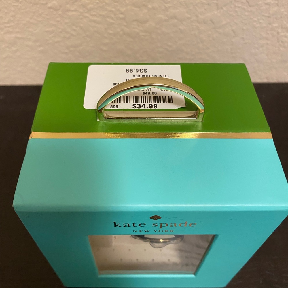 Kate Spade Black and White Bluetooth Smart Watch Apple android connect - Picture 2 of 4